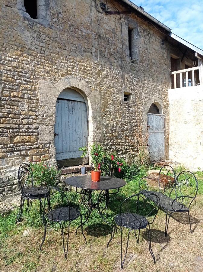 Maris Domus Pres Des Plages Du Debarquement Bayeux Bagian luar foto
